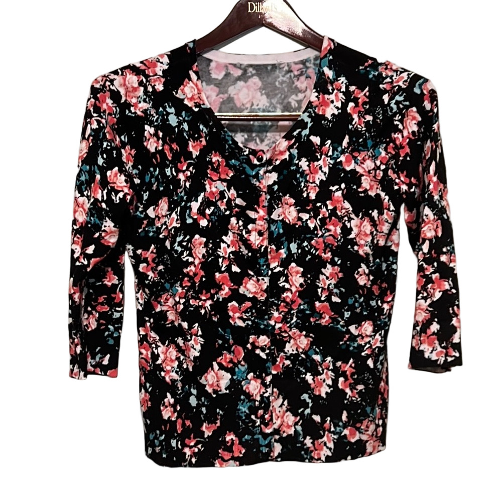 White House Black Market Fitted 3/4 Sleeve Blouse in Black and Pink M